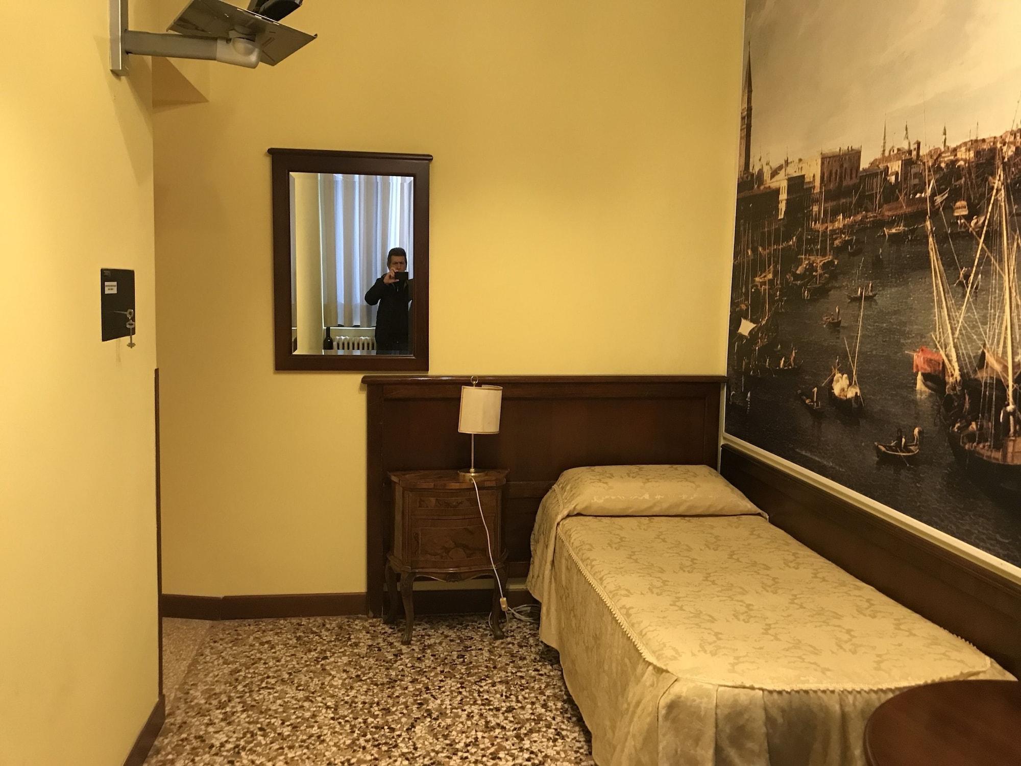 Ca' Centopietre Venedig Eksteriør billede